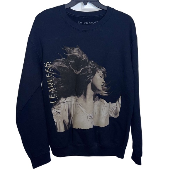 Taylor Swift Fearless Album Cover Crewneck - Picture 2 of 4